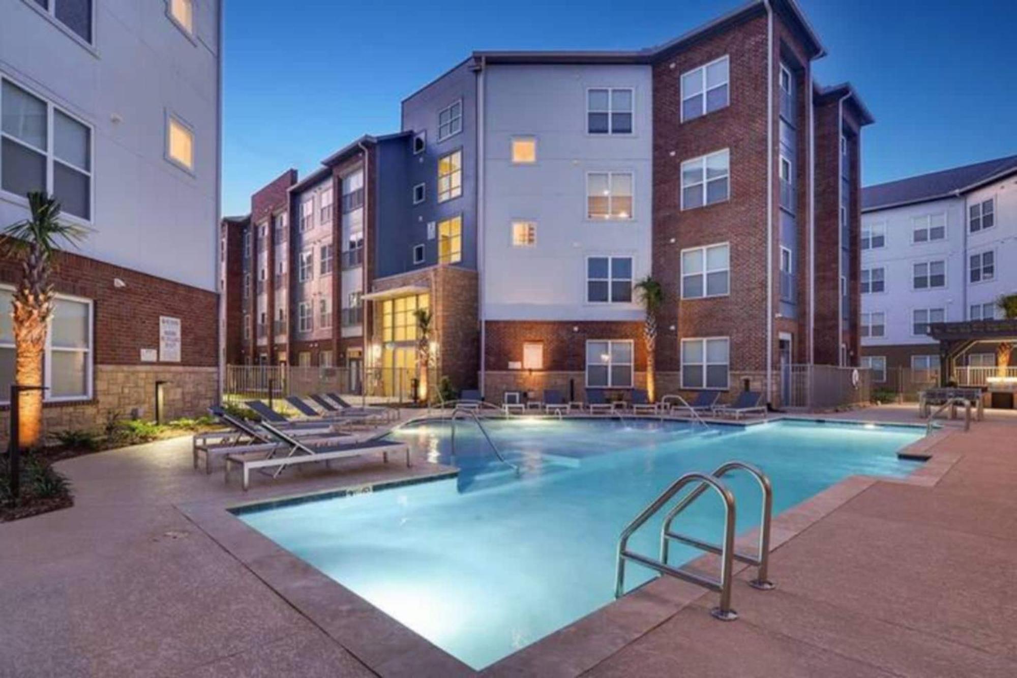 #2107 - 2 Bedroom, Lsu Stadium, Sleeps 6 Baton Rouge Exteriör bild