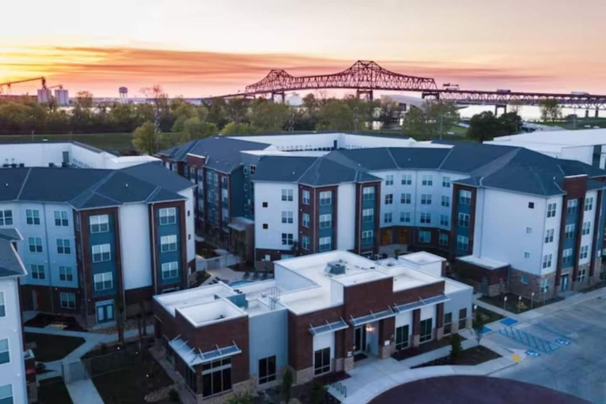 #2107 - 2 Bedroom, Lsu Stadium, Sleeps 6 Baton Rouge Exteriör bild